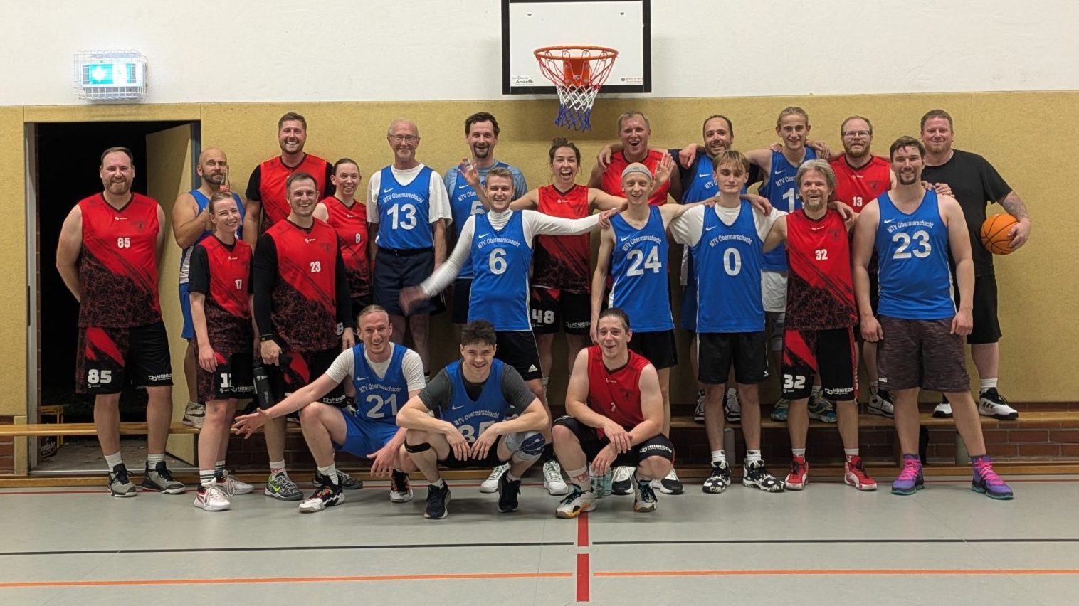 Freundschaftsspiel in Marschacht – Spaß, Einsatz und ein „Sportgetränk“ zum Abschluss